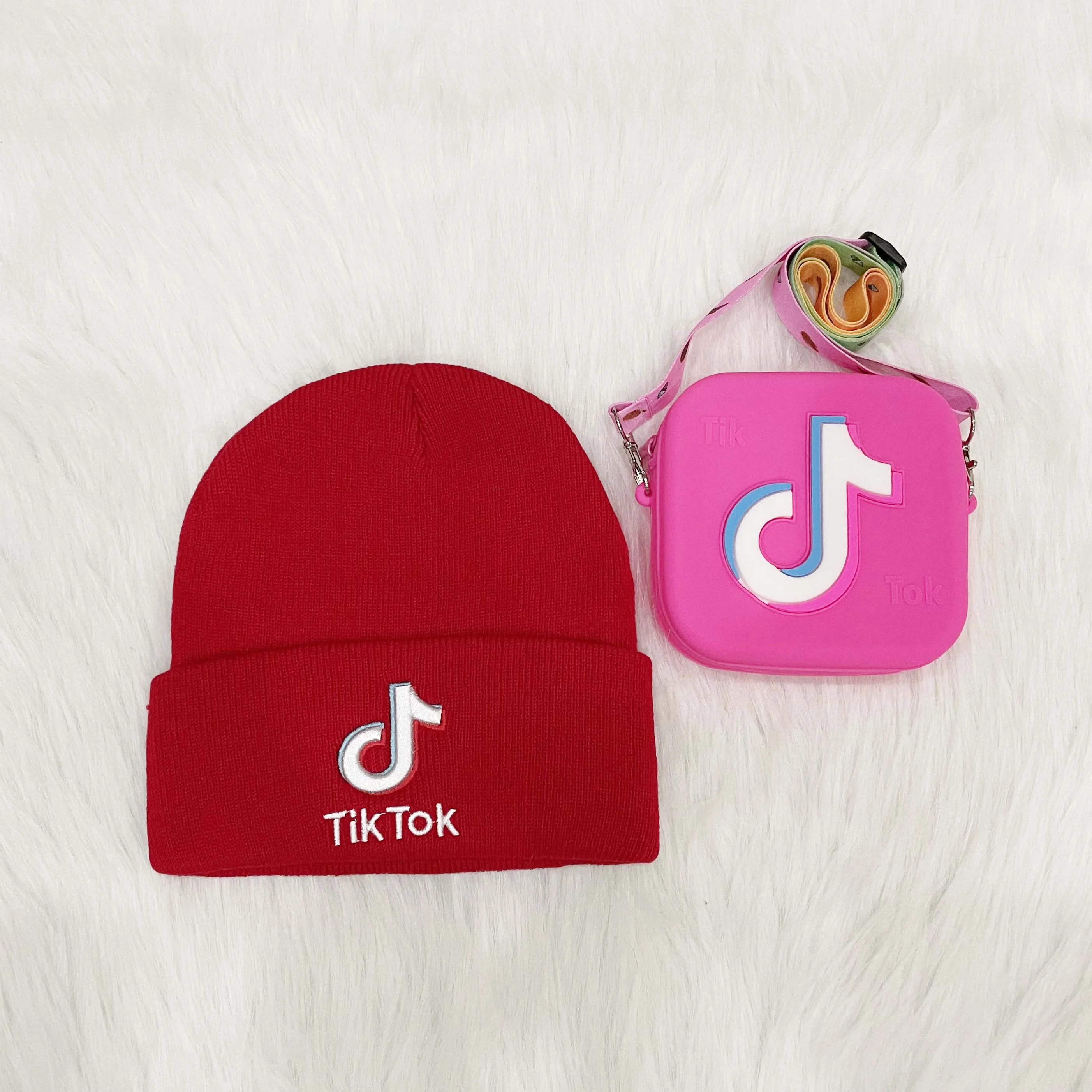  Модные женские модные зимние шапки и кошельки Tik Tok роскошные дизайнерские вязаные теплые