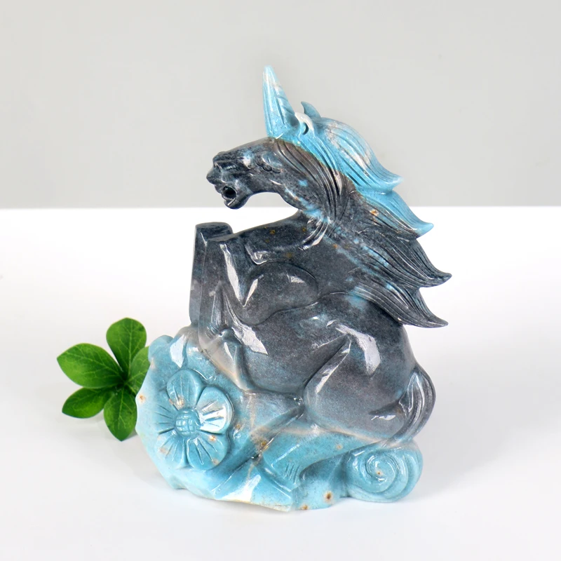 Wholesale natural crystal animal figurine trolleite horse unicorn for decoration