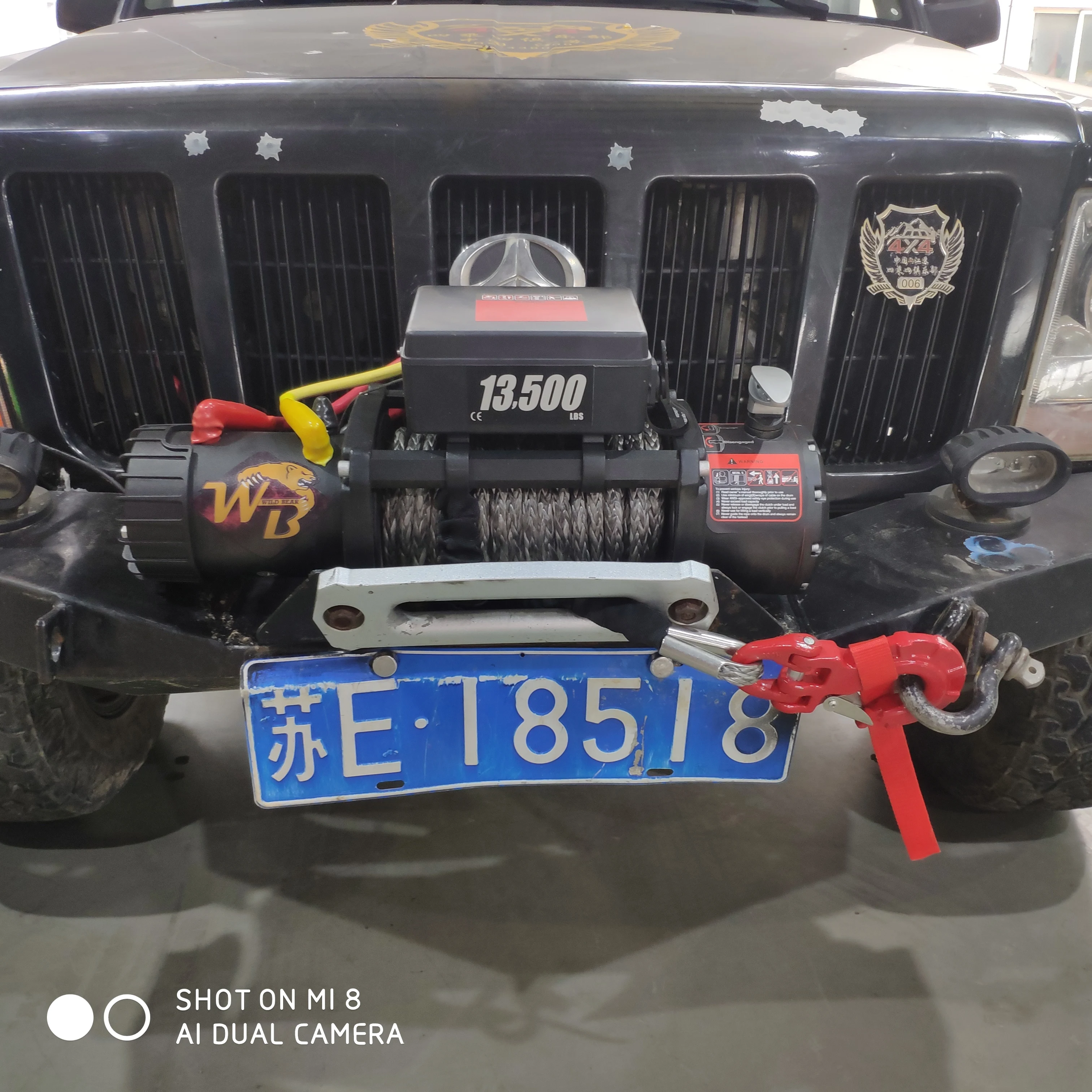 Высокое качество CE сертифицированный 12000 lbs-13500 фунтов электрический внедорожник Лебедка 12v для