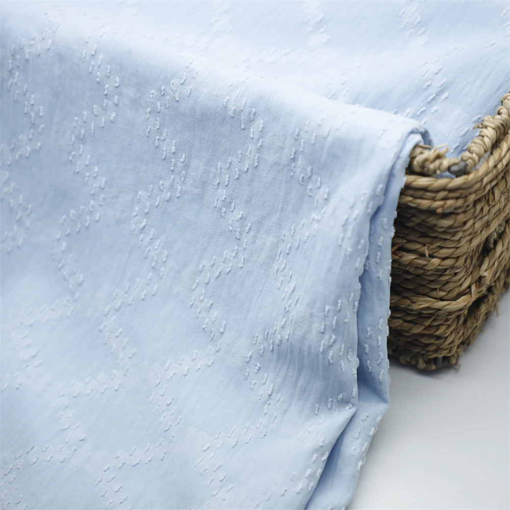 Wholesale Customized Fabric 2021 CEY Fabric 180D 175GSM Uragiri and Jacquard CEY for Woman Clothing