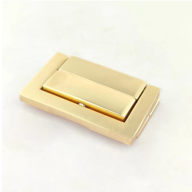 Square box lock is used to lock jewelry boxes and wooden cases