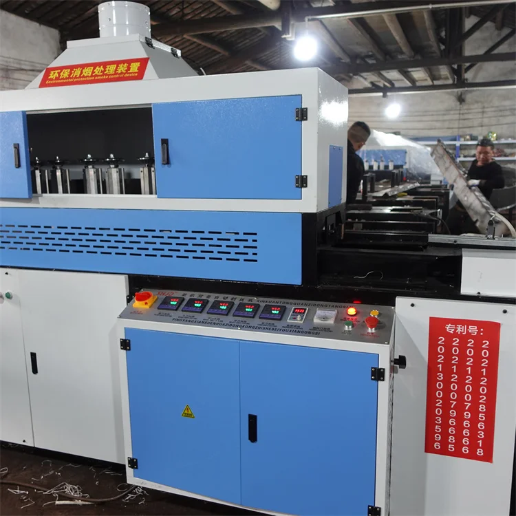 Машина для чистки шпули отходов пряжи