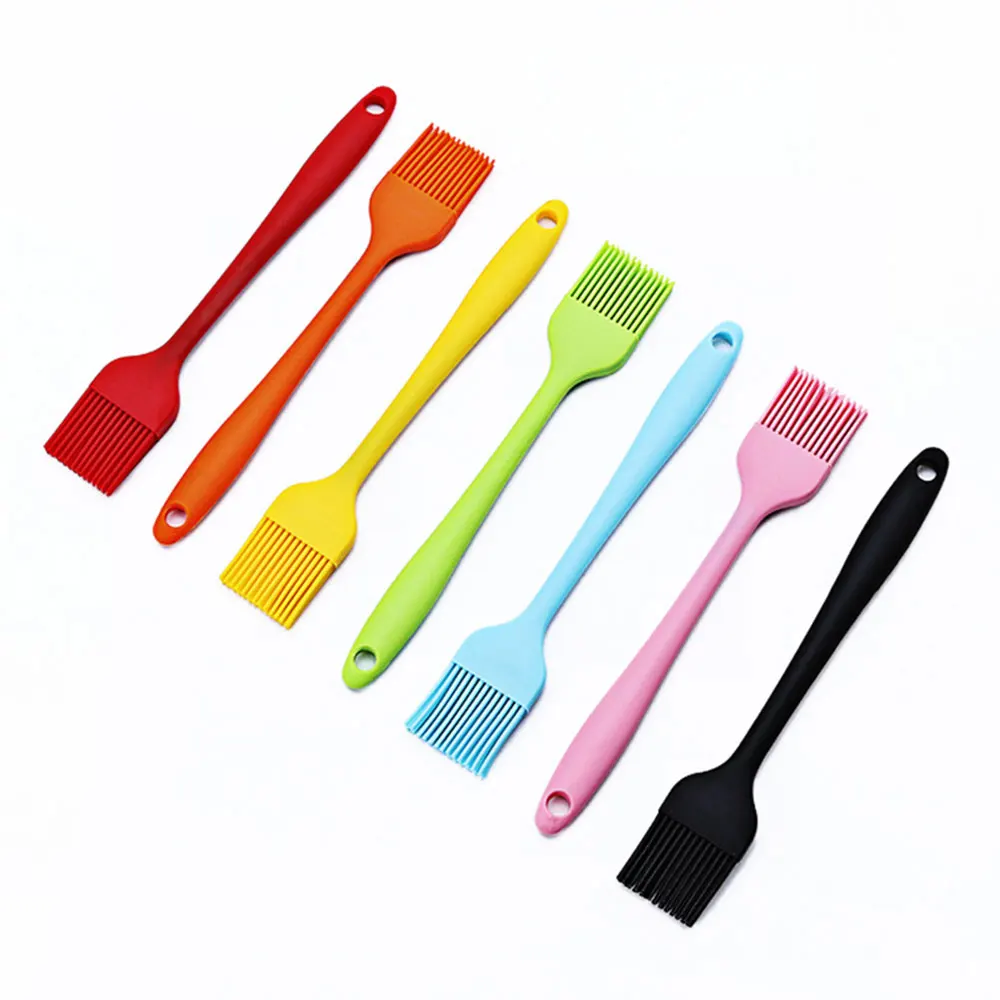 Wholesale Hot Selling Baking Tools 21cm One Small BBQ Brush Oil Brush Silicone DIY Cake Tools Silicone Brush