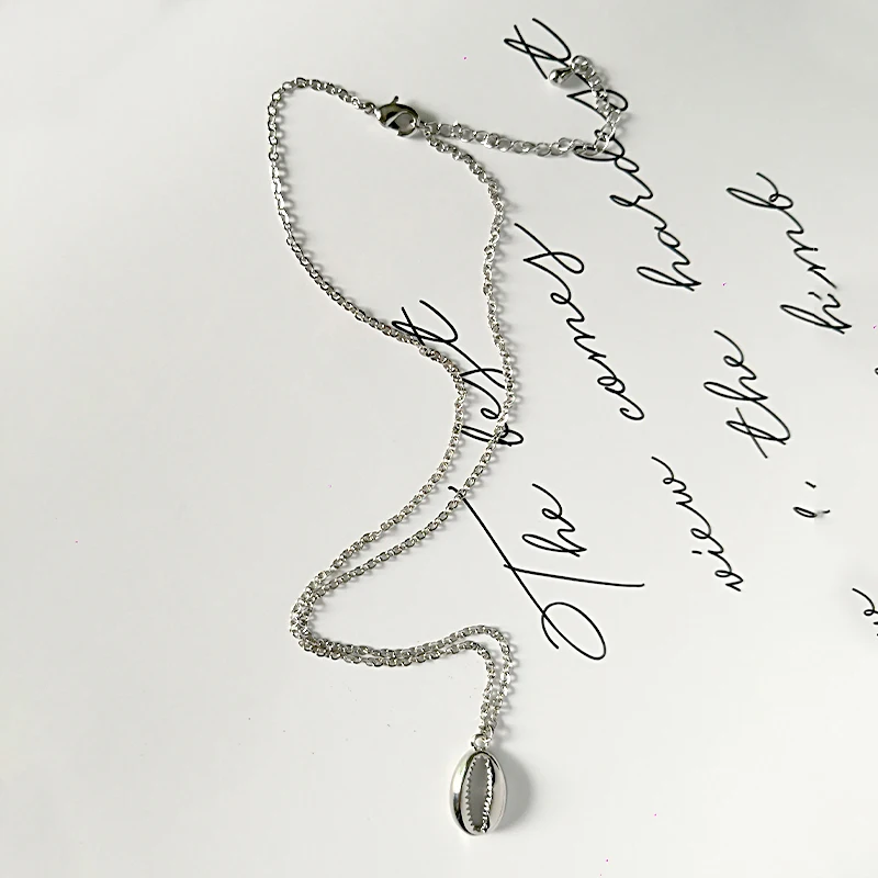 Simple Copper Shell Millet Shape Pendant Necklace Women Unique Sea Shell Cowrie Thin Chain Choker Ocean Summer Jewelry Wholesale