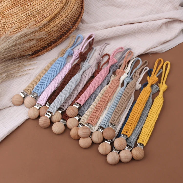 Handmade weave Baby Macrame Wood Pacifier Clip 100% Cotton yarn Knitting Braided Pacifier Clips