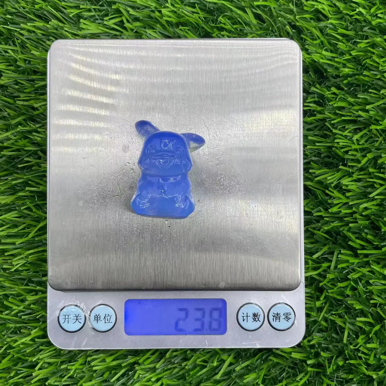 4cm Crystal Pokemon Carving Mew Crafts Carved Cartoon Fluorite Pokemon crystal healing stones Crystal Pikachu