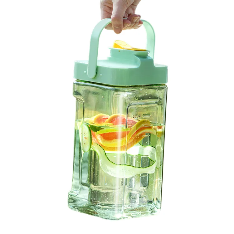 Large Capacity Water Kettle Portable Fruit Bottle Plastic Drinking Water Dispenser For Fridge