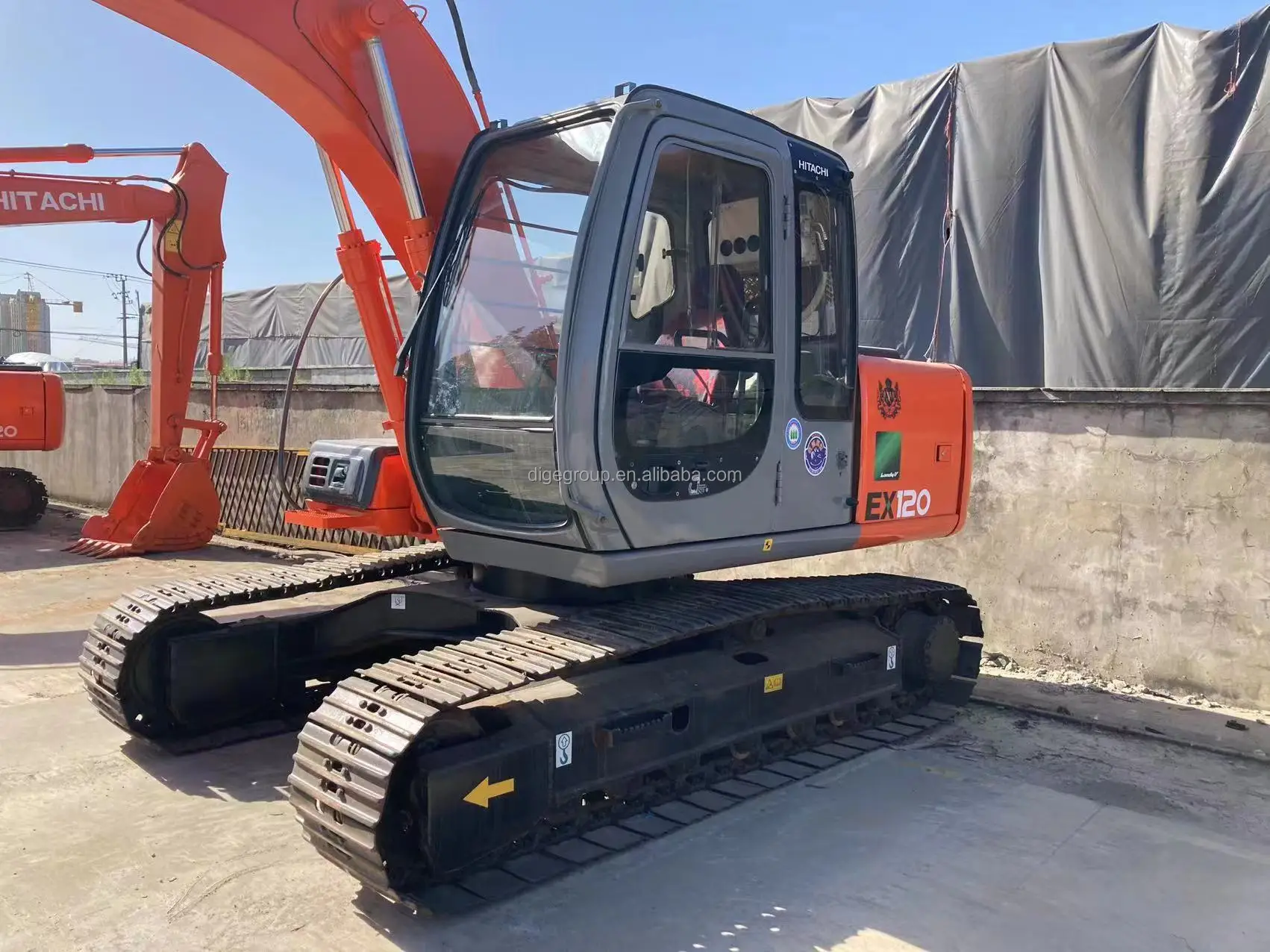 Б/у Hitachi EX120-5 экскаватора