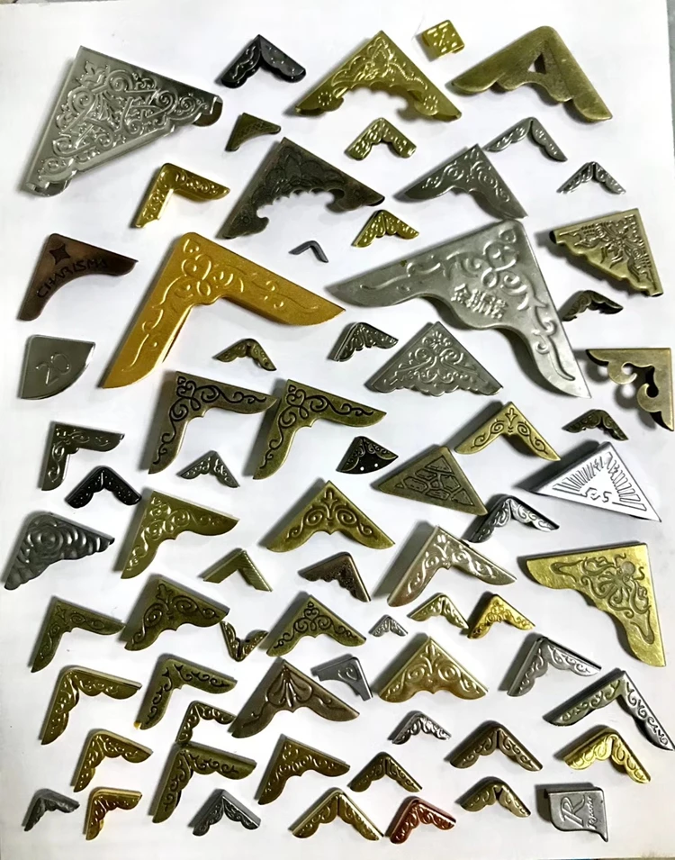 Antique decorative sheet protectors metal corners for wooden jewelry wine gift box furniture book cabinet