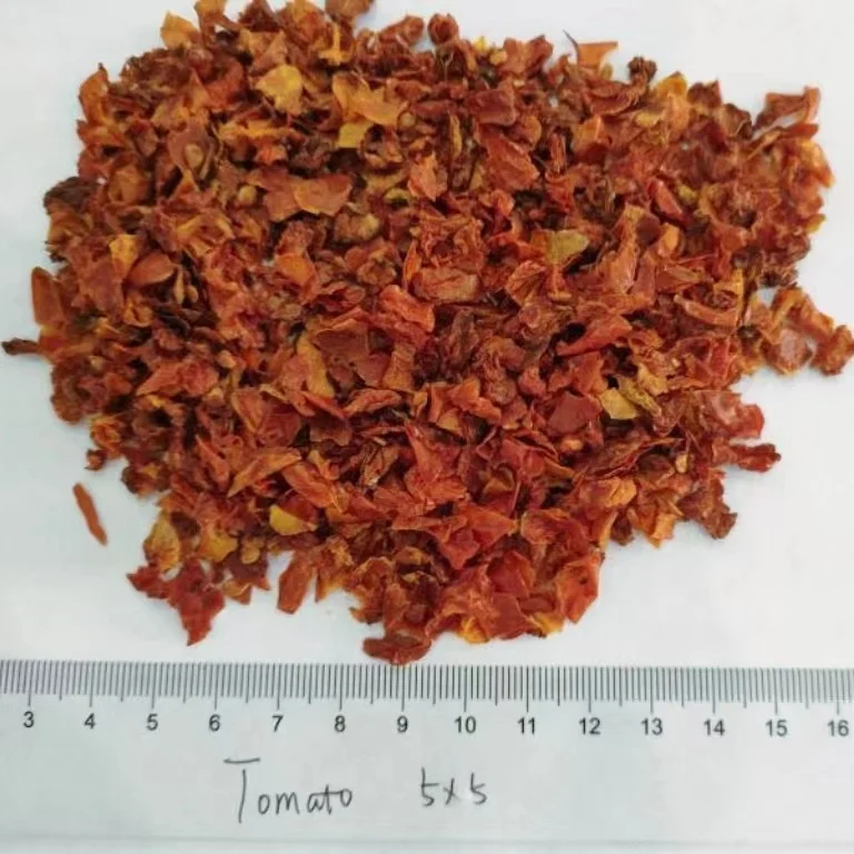 Экспорт сушеных томатных хлопьев 9*9/сушеных овощей/Gmo бесплатно ломтиков 10x10 мм