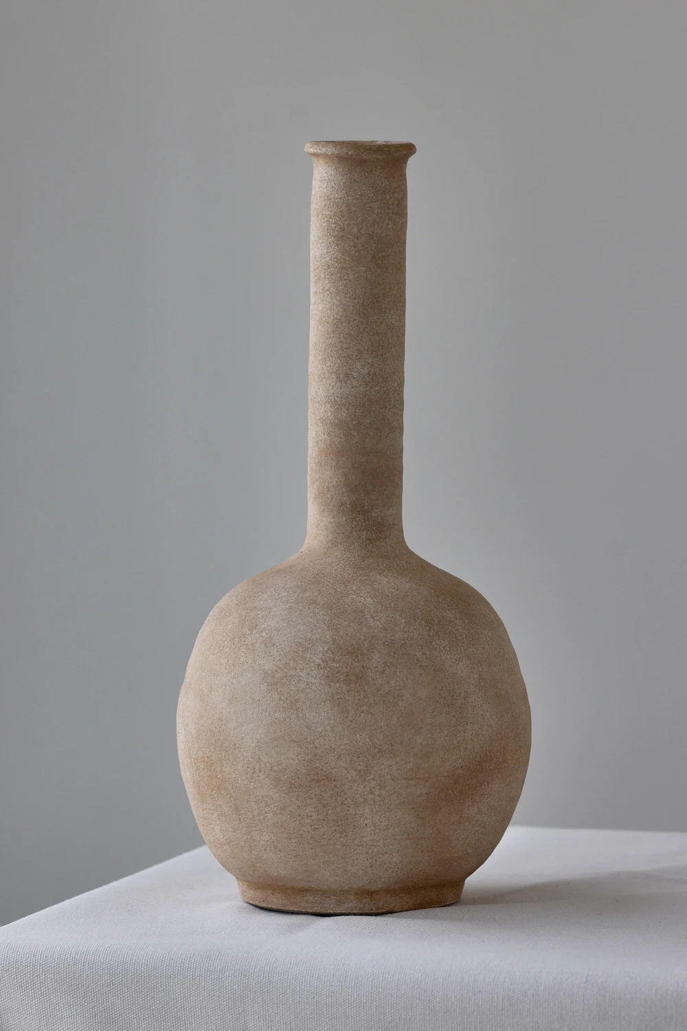 New popular clay pot shape Scandinavian style ceramic decorative vase modern design vase desktop decorative vase