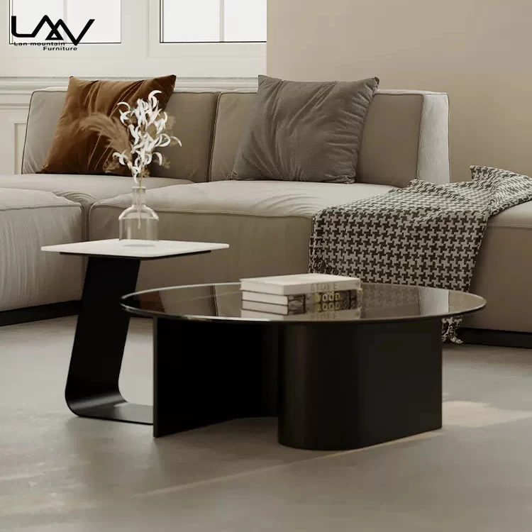 Nordic Style Living Room Black Coffee Table Hotel Villa Luxury Metal Frame Glass Top Round Coffee Table And Side Table Set