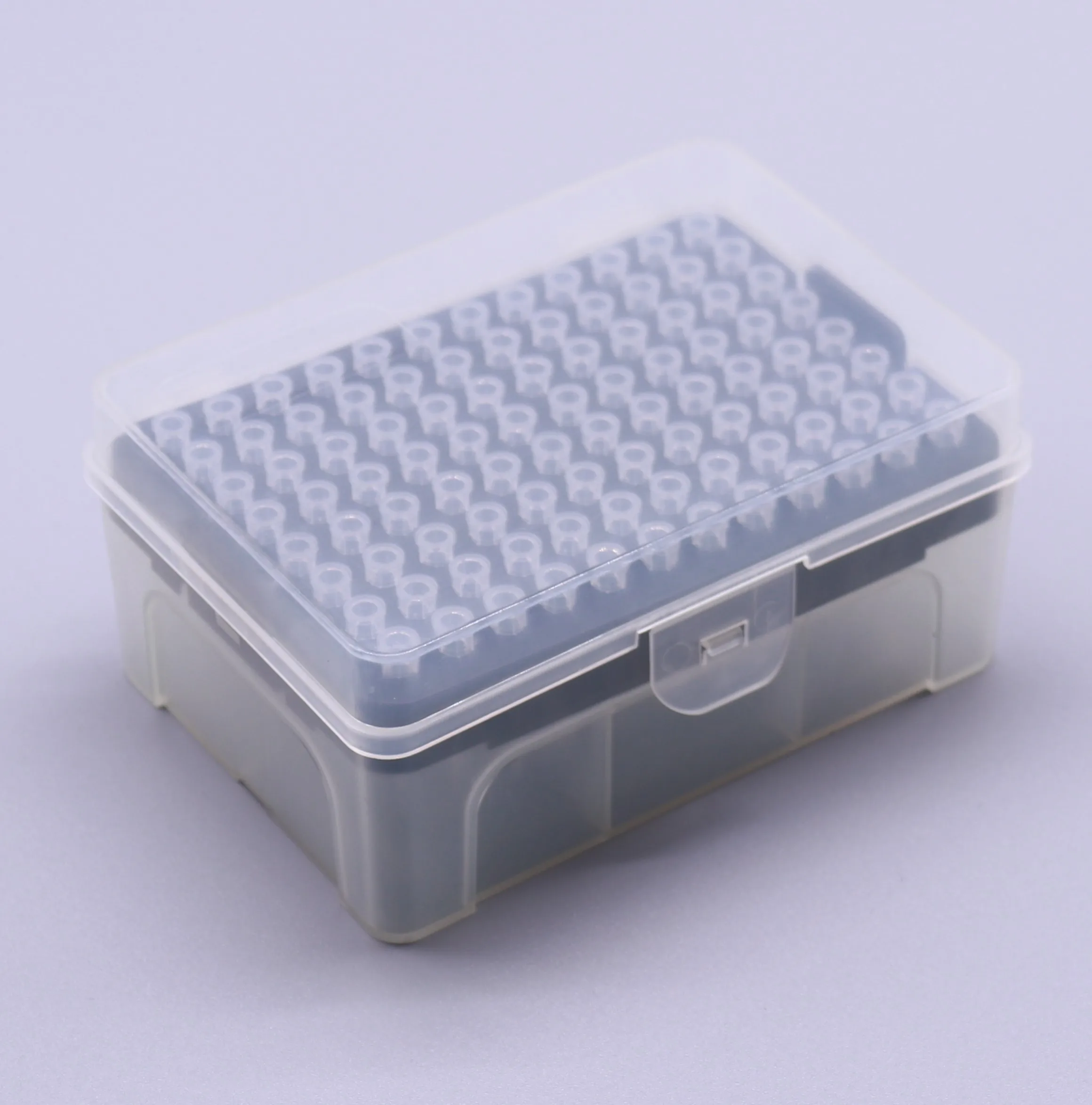 Laboratory plastic universal pipette tips