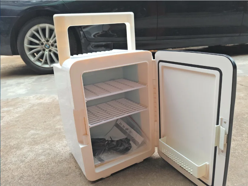 CeeinAuto cosmetic mini fridge cooler and warmer 12v mini refrigerator for car use AC220V skincare fridge hotel bar fridge