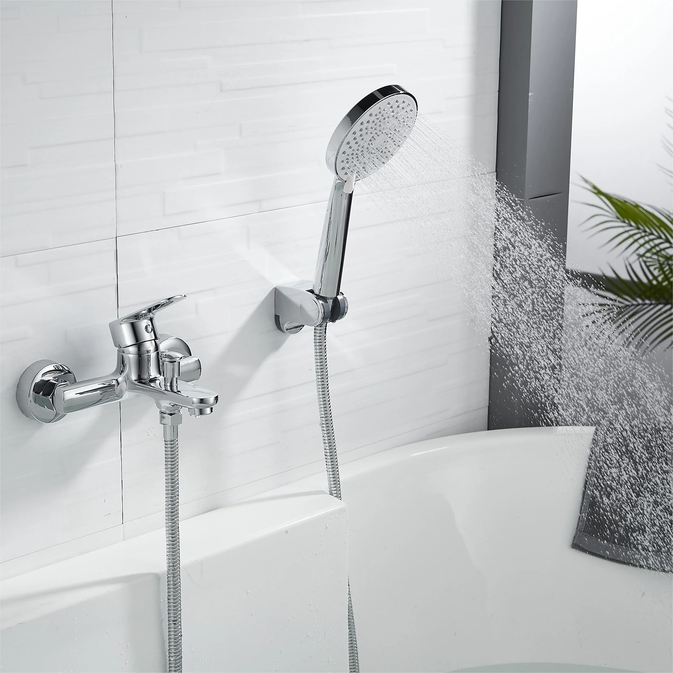 OEM Manufacturer Supply Lavatory Chrome Geometric Brass Faucet Wall Mounted Bath Sanitary Bathroom Bath&Shower Mixer