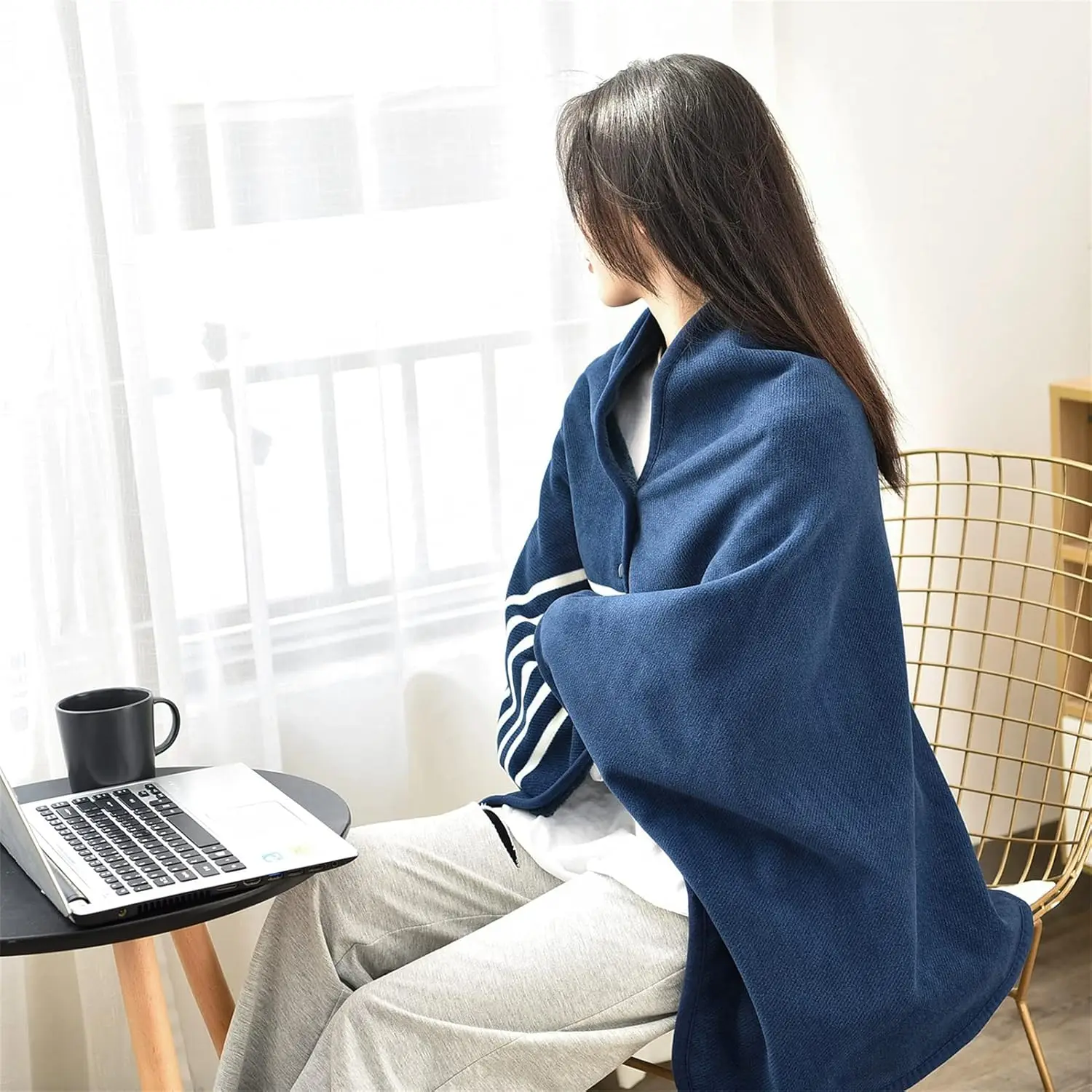 Fleece Wearable Blanket, Plaid Lap Blanket Comfy Poncho Throw with Buttons for Bed Sofa Office, Blue-White