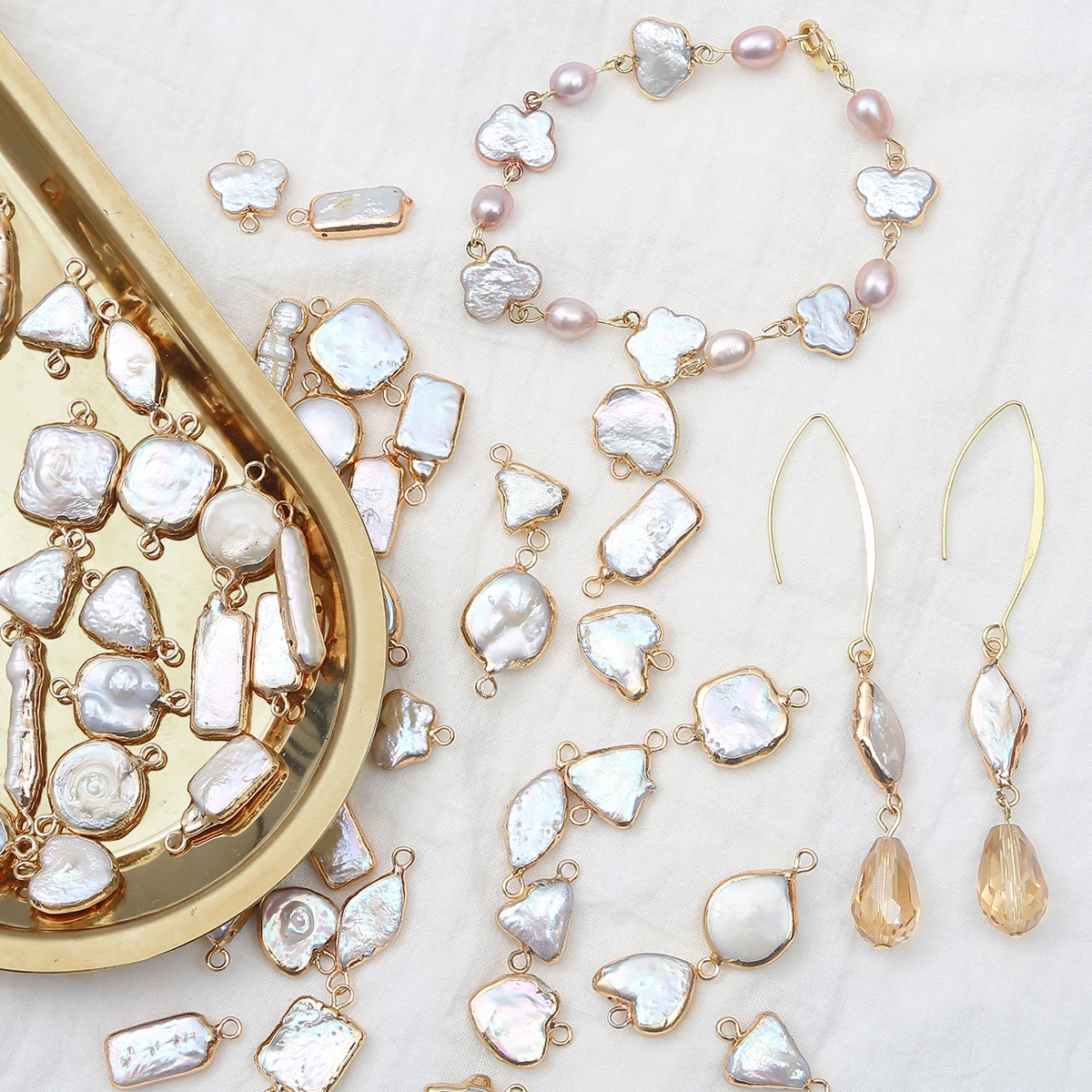 Wholesale Natural Freshwater Pearl Copper Clad Double Hanging Circular Jewelry Charms For DIY Bracelet Necklace Earring Making