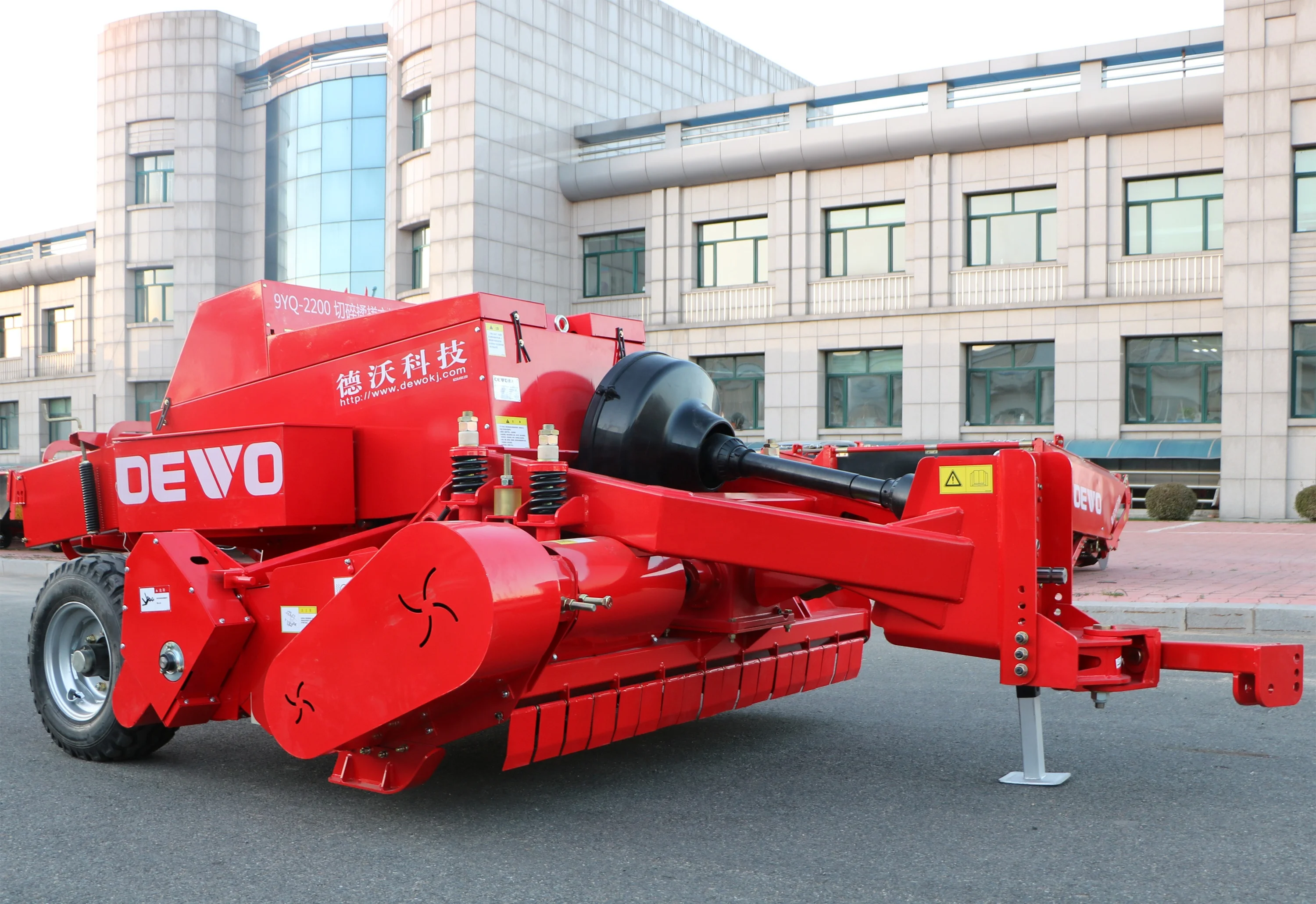  Сельскохозяйственный трактор 9YQ-2200 сельскохозяйственное оборудование высшего качества экспорт пресс-подборщик квадратных сена