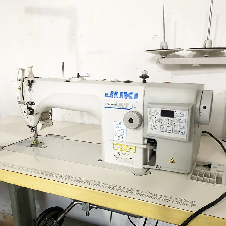 JUKI DDL-900A-S lock stitch industrial used sewing machine JAPAN IMPORTED