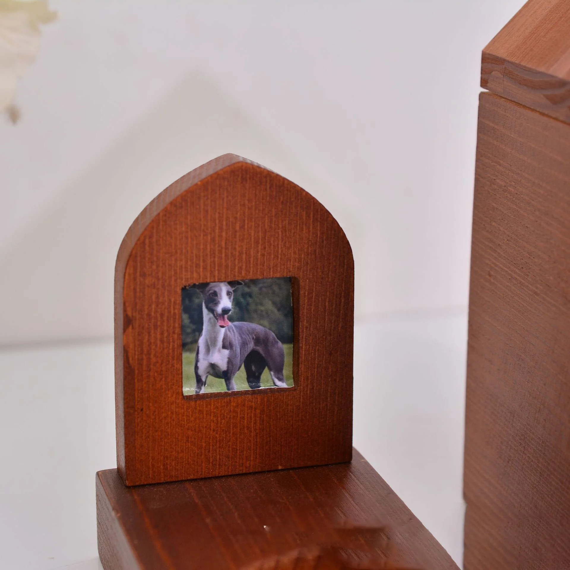 Vintage Style Solid Wood Urn Pet Funeral Supplies Memorial Pet Urn Pet Ashes Storage Boxes