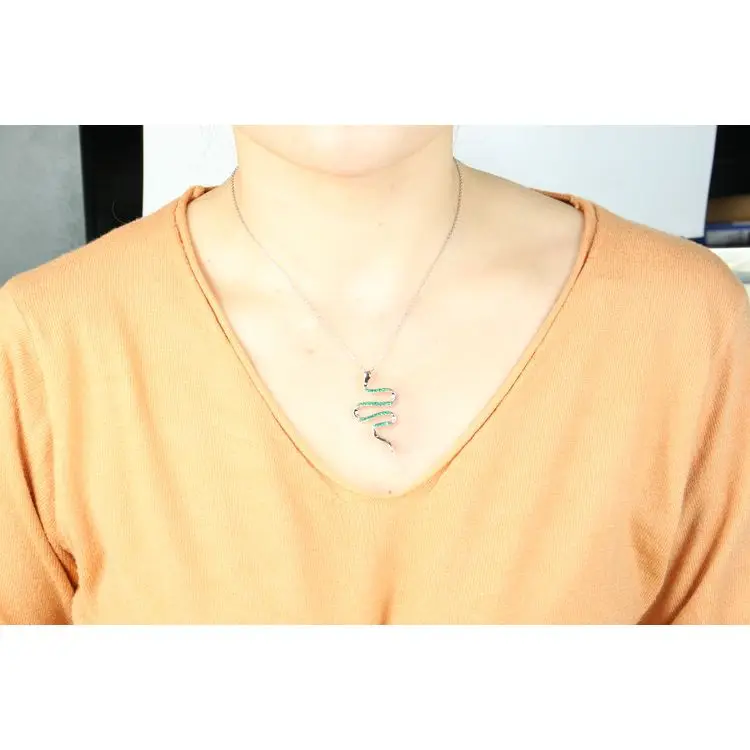 ODM And OEM Promotional Silver Jewelry 925 Silver Green Crystal Mamba Snake Necklace For Anniversary Gift
