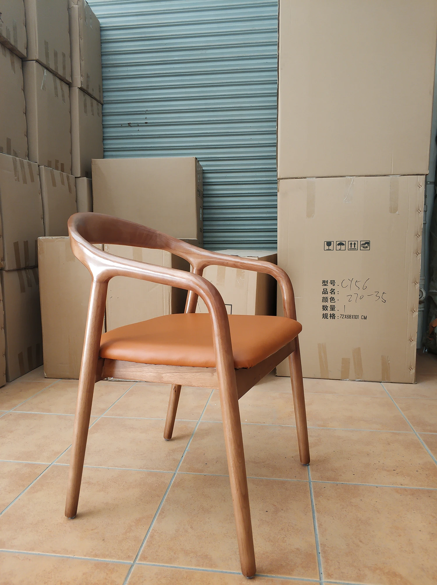 Best price high quality solid wood home furniture oak wood dining chair with fabric leather  seat chair