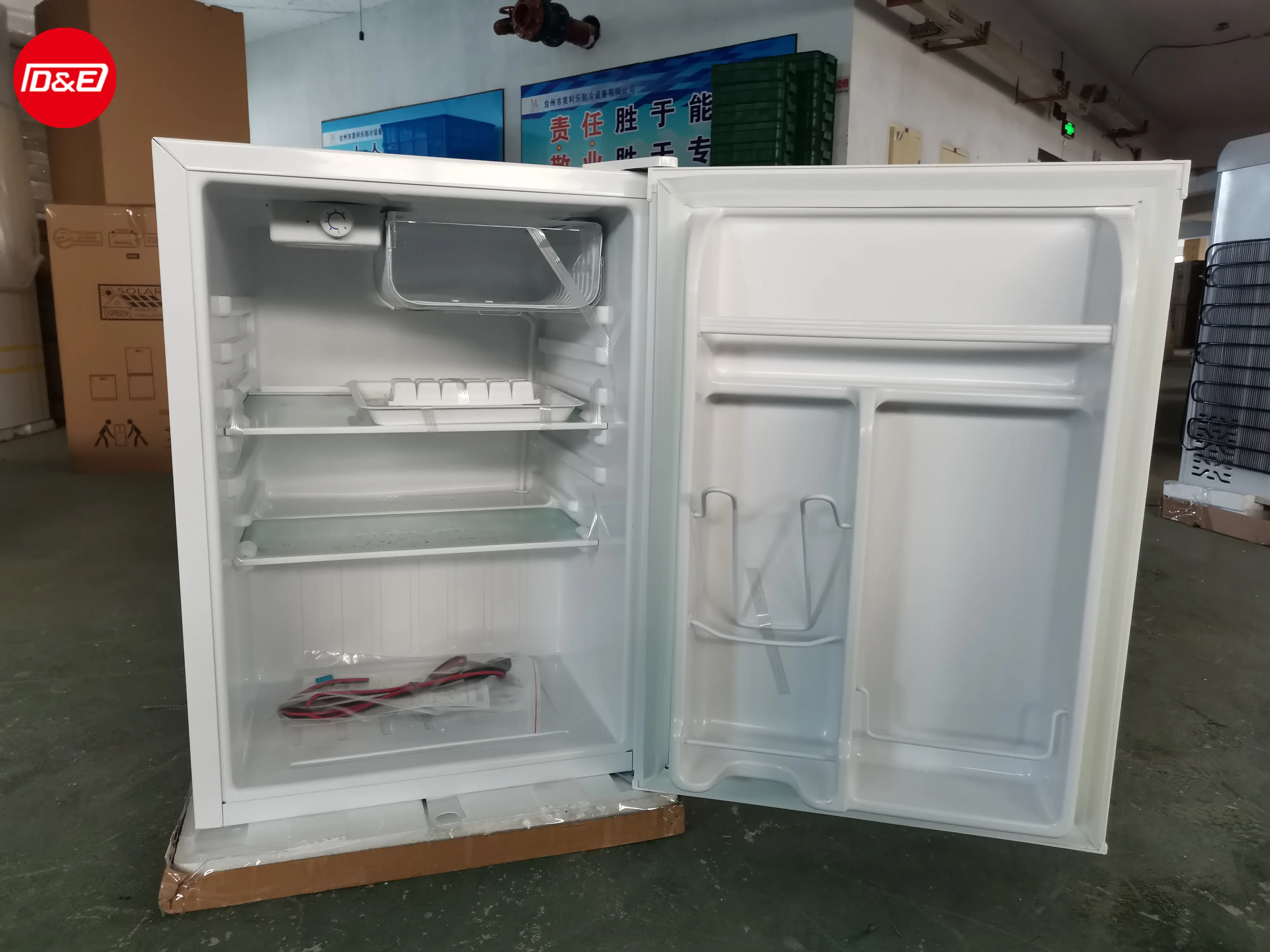 Hot Sales Fridge BC-90 DC 12V 24V 36V Optional AC110-240V By Adapter Refrigerator with high quality for RV Campers