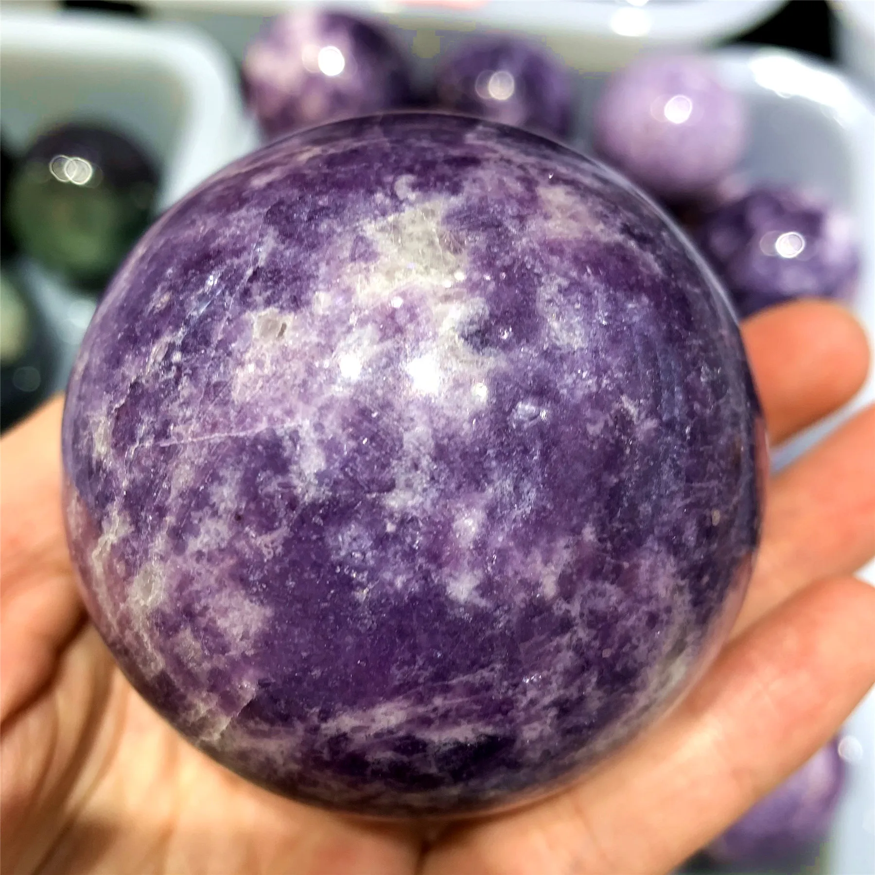 
Wholesale Hand Carved Natural Healing Lepidolite Quartz Ball Sphere For Decoration 