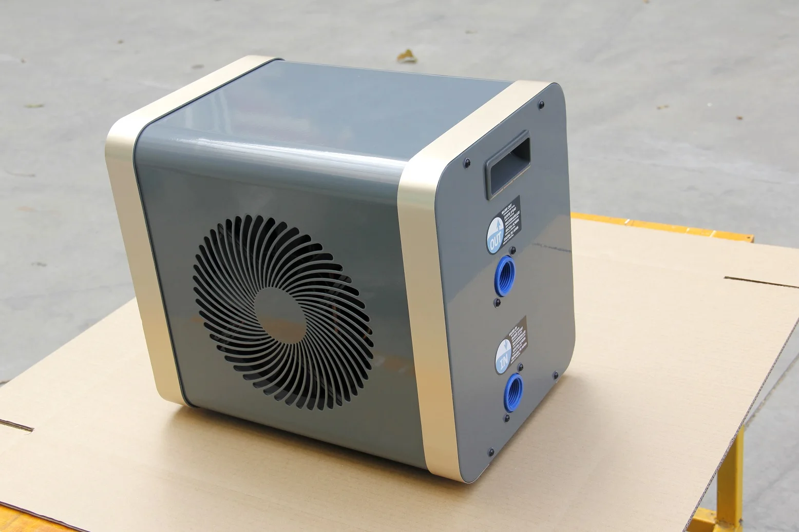 TUV Titaniummini R32 тепловой насос для