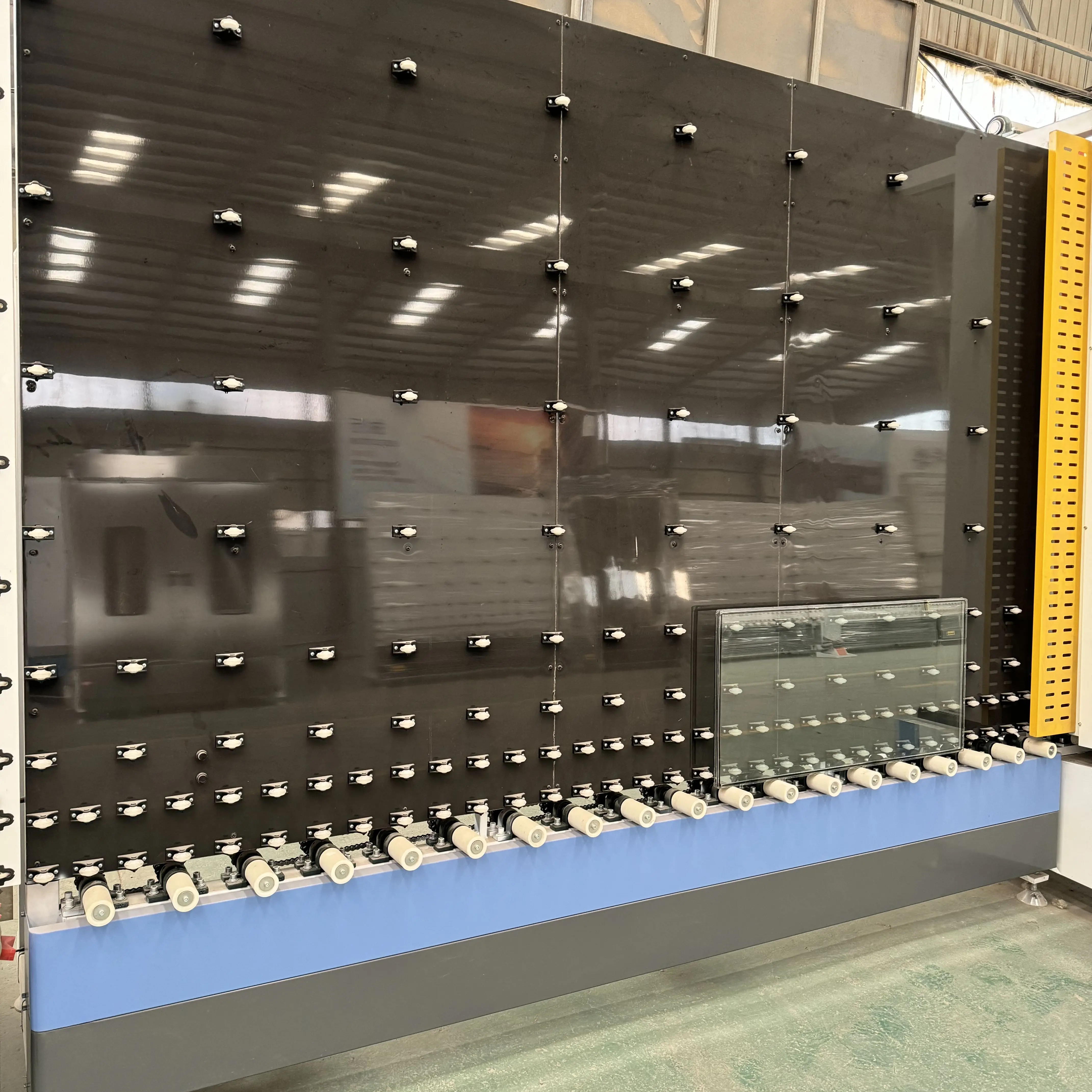 Fully Automatic Flat Press Tempered Glass Production Line Internal Insulating Glass Production Line Machinery