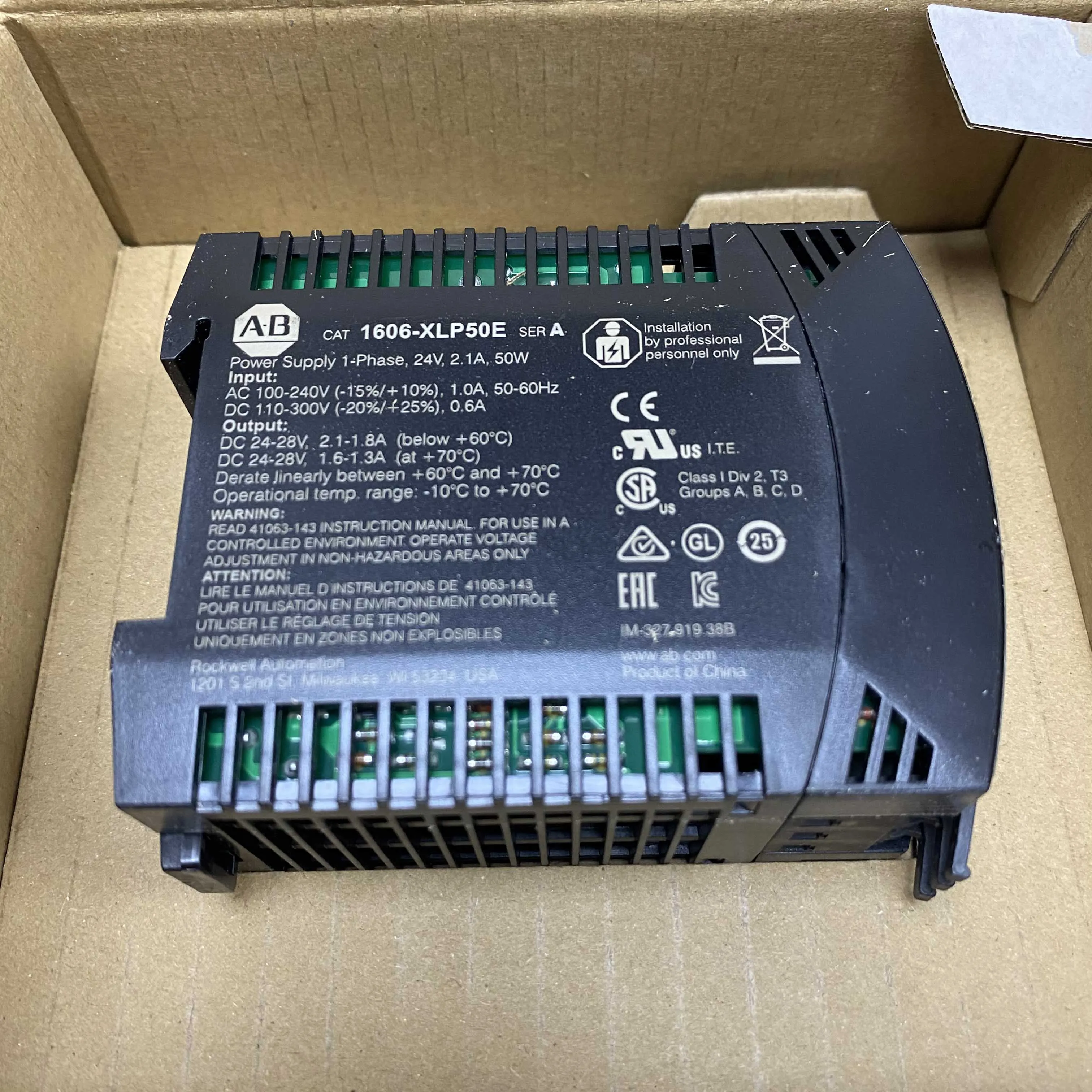 Allen-Bradley 1606-XLP50E AC/DC компактный источник питания 50W 24-28V 120/230VAC входной ПЛК