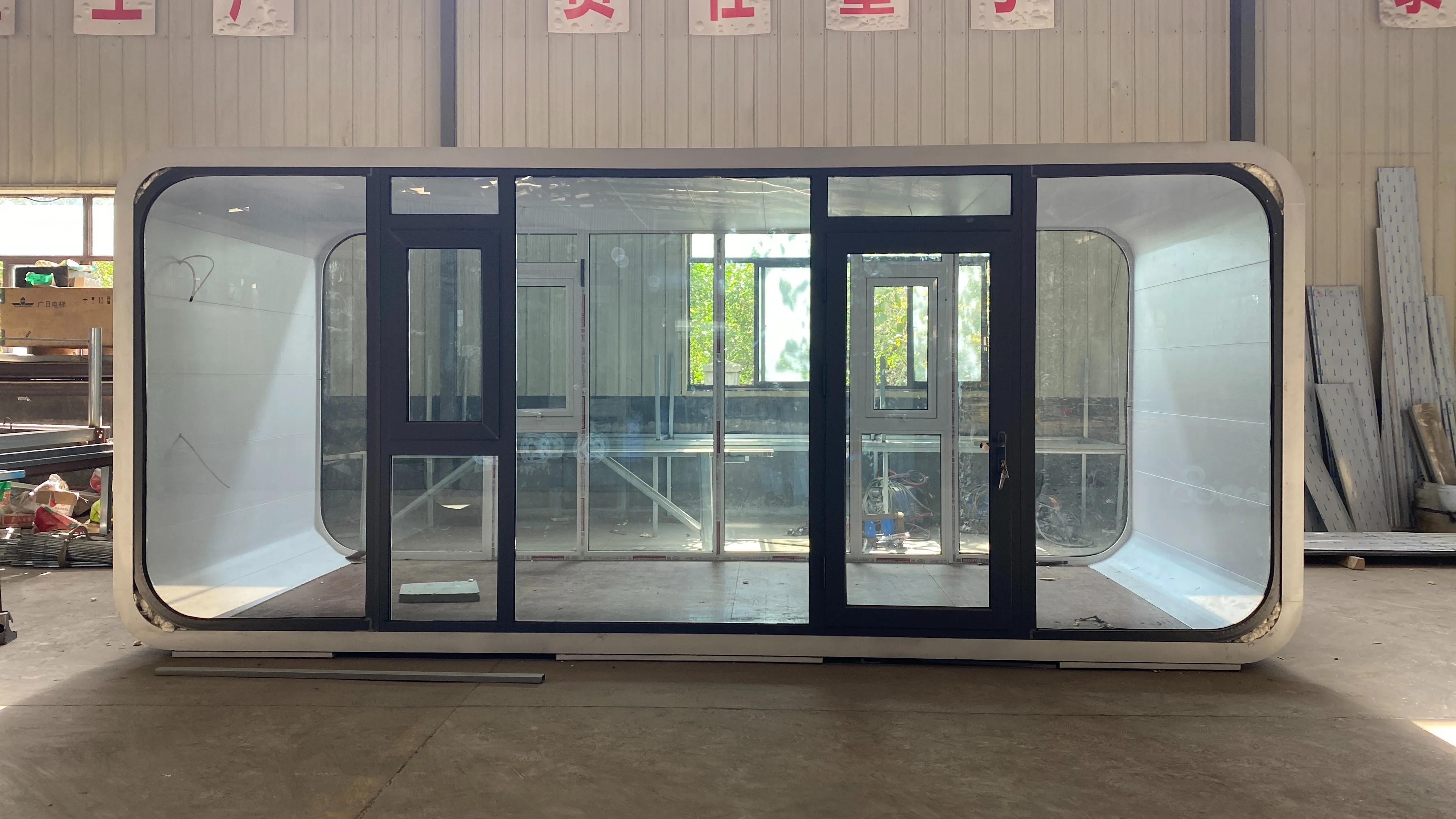 Class A combustion performance is not flammable, surface is added to the surface container shop