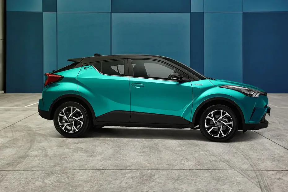 Гибридный CH-R Toyota