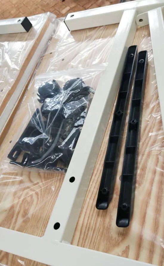 Стол над кроватью, боковой обеденный стол, заводская цена, передвижная и регулируемая деревянная картонная коробка с индивидуальным логотипом, современный деревянный 1 год