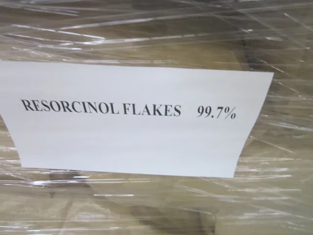 
Resorcinol 