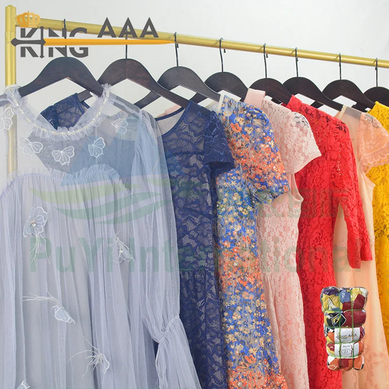 women used clothes Muslim long dress knitted apparel stock 45kg bale second hand clothing