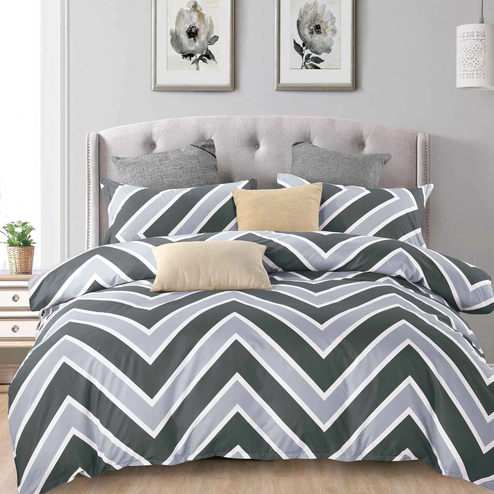 Черный комплект постельного белья из 100% полиэстера