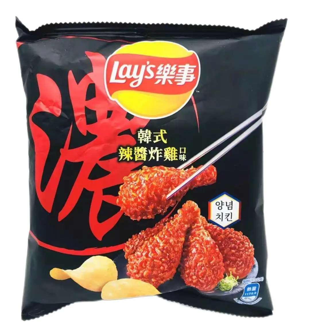 Картофельные чипсы оригинальный нарезанный огурец аромат томата вкус барбекю закуска пышная
