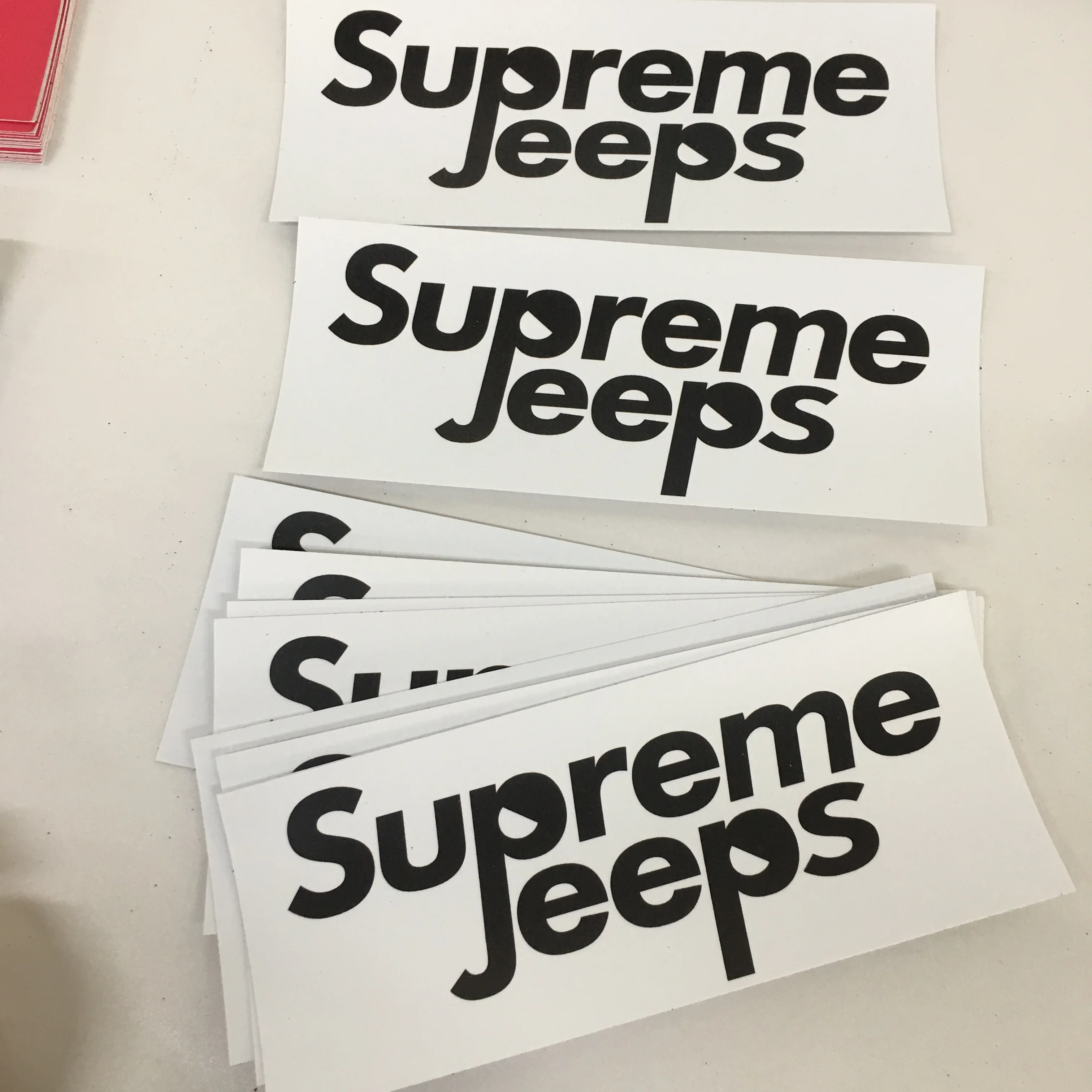 Высекающие высококачественные УФ-стойкие виниловые наклейки на заказ, наклейки из ПВХ