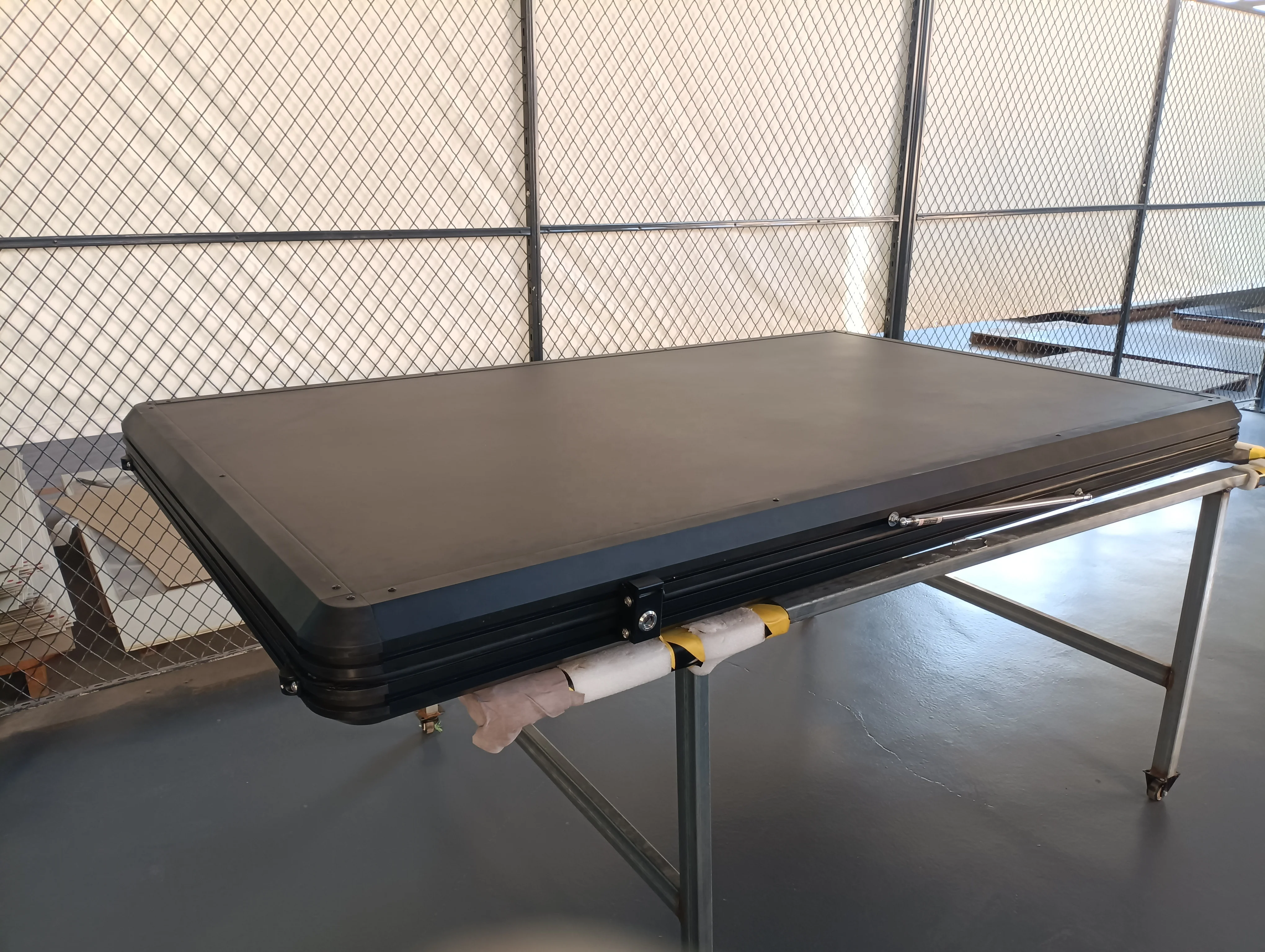 manufacturer aluminum honeycomb hard shell car roof top tent