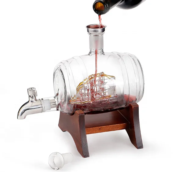 Leading wine barrel shape glass bottle whiskey bottle
