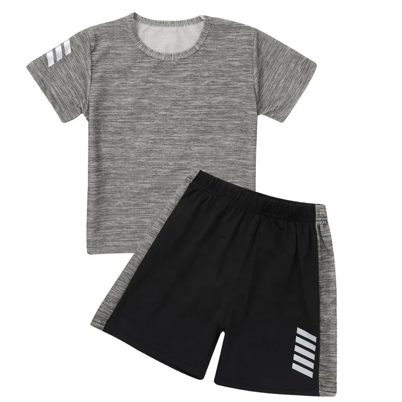 
2Pcs Boys Summer Short Sleeves T-shirt and Elastic Waist Shorts Running Casual Exercise Football Basketball Sport Suit 