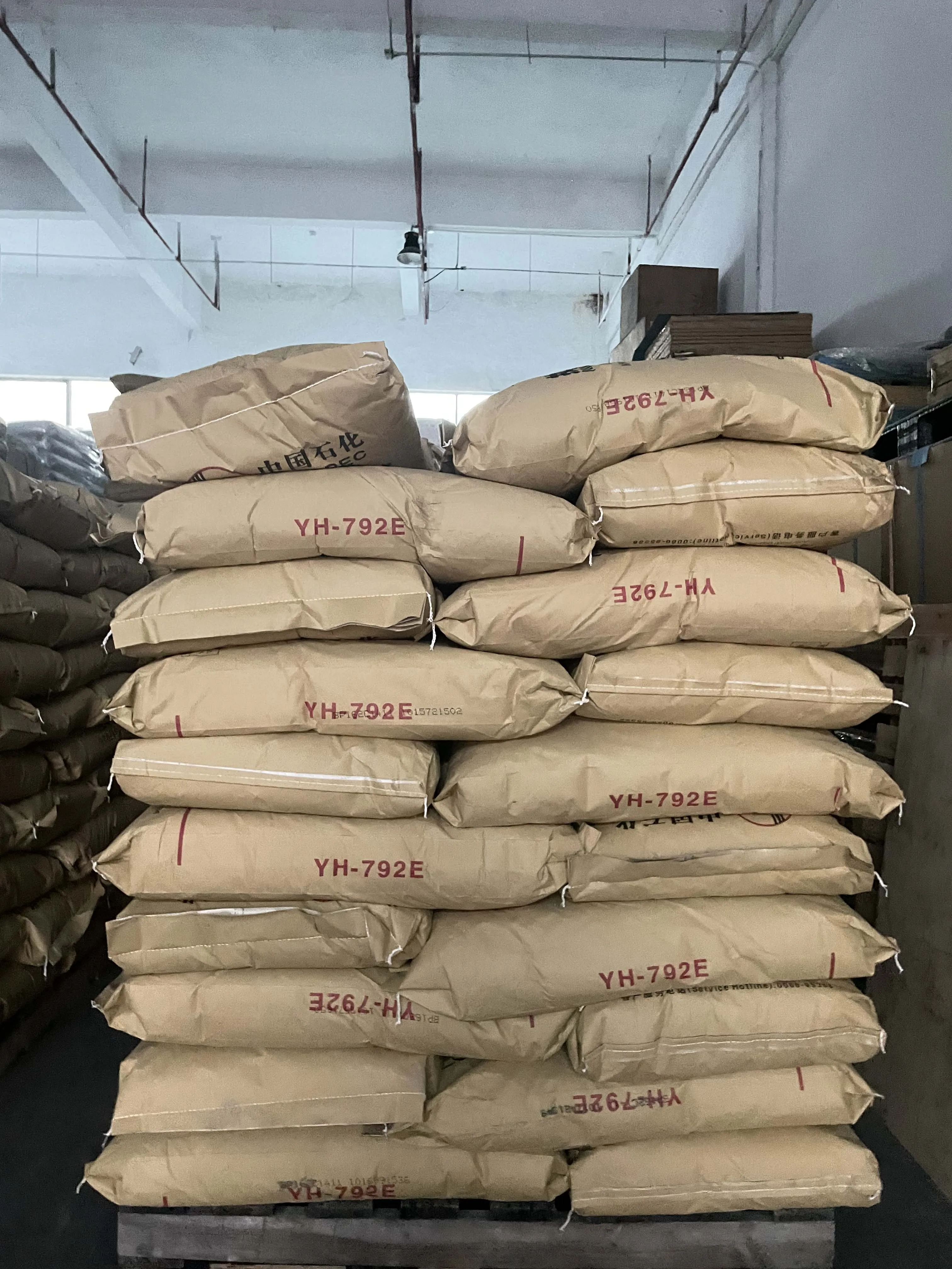 Sinopec SBS directly sells thermoplastic styrene-butadiene rubber YH-796E for resin modifier