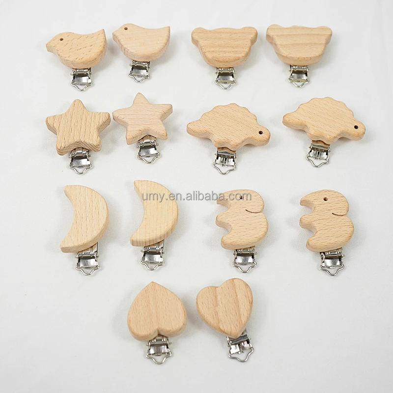 AU104455 Pacifier Clip1