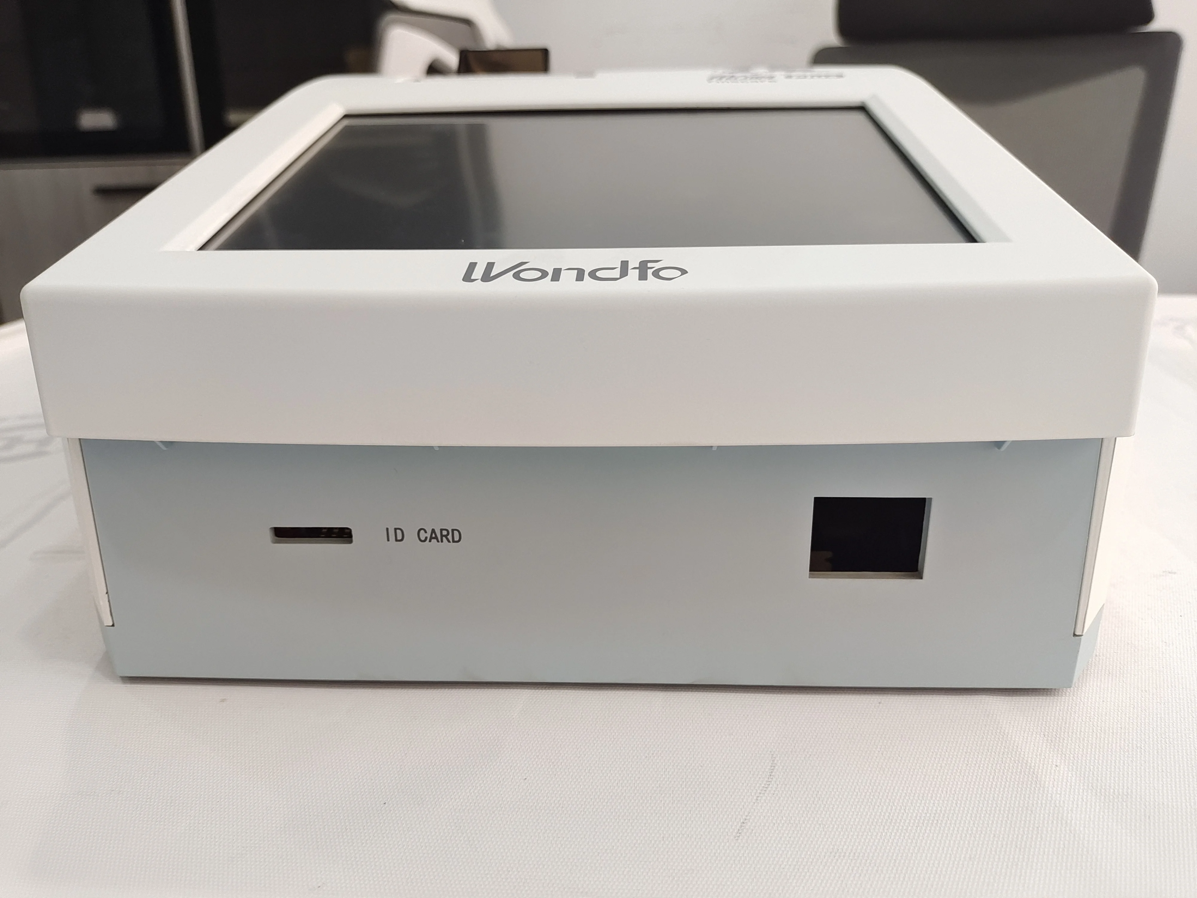 Immunoassay Analyzer Dog Sheep Pet Clinic Analyzer pregnancy test machine Wondfo Finecare YG101
