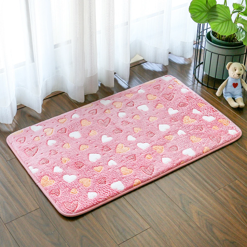 Absorbent Mattress Is Safe Environmentally Friendly Comfortable Durable Bath Mat Love Pattern Flannel Pink Glow in The Dark