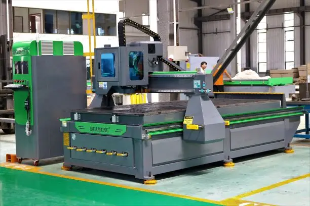 JINAN BCAMCNC 1325  auto tool changing automatic wood router cnc bead making machine