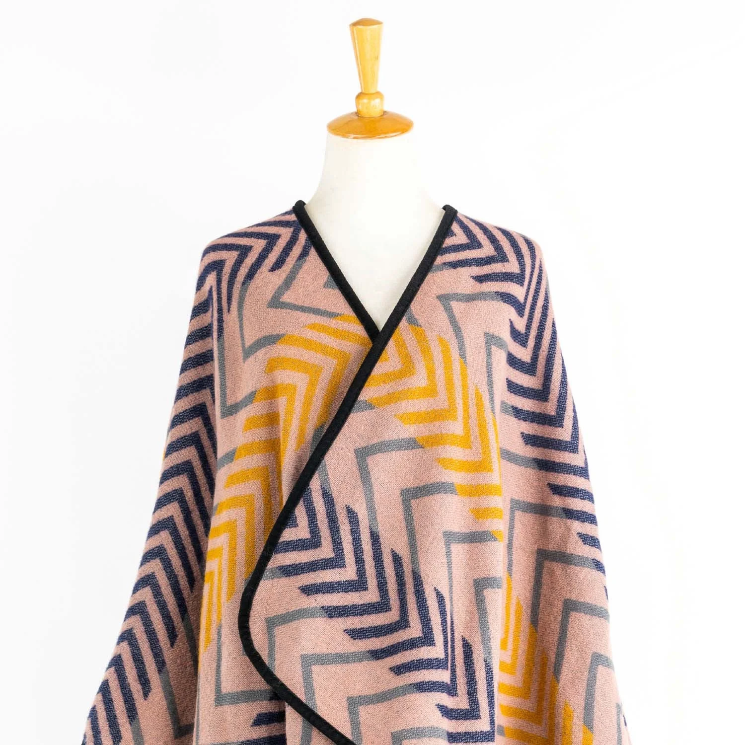 Lady Fashion Outwear Plus Coat Batwing Classic Cozy Wraps Nova Scottish chequered vintage Retro Sweater Stola Pallium Poncho