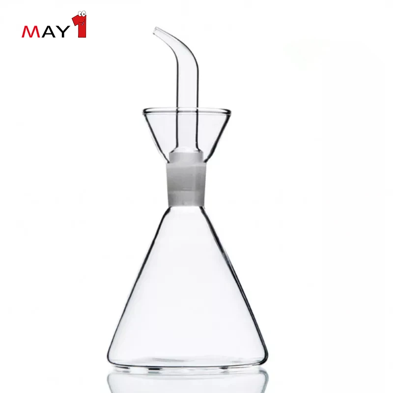Triangle Shapped For Kitchen Use Oil Soy Sauce Borosilicate Cooking Glass Dispenser