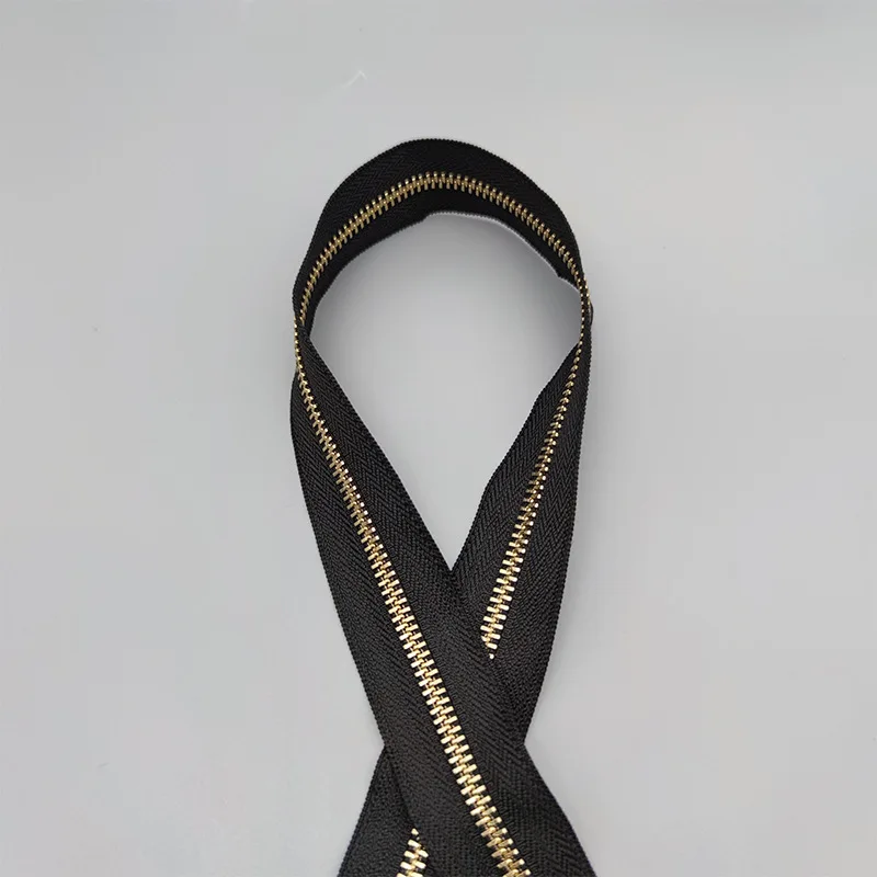 High Quality Auto Lock Open End 5# Y Teeth Zip Zipper Muti Color Zipper For Bag And Garment